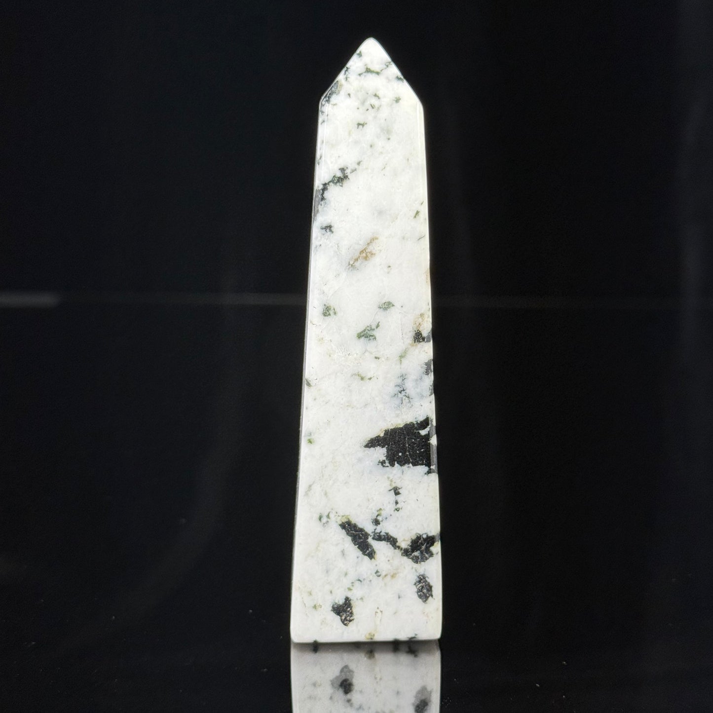 Quartz with Black Tourmaline Point