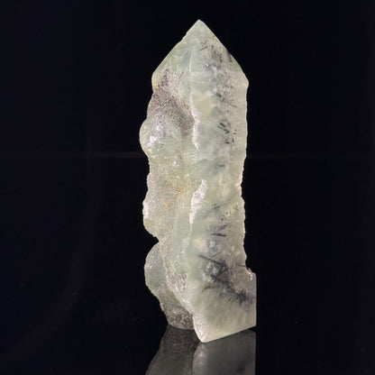 Prehnite with Epidote Point