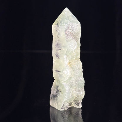 Prehnite with Epidote Point