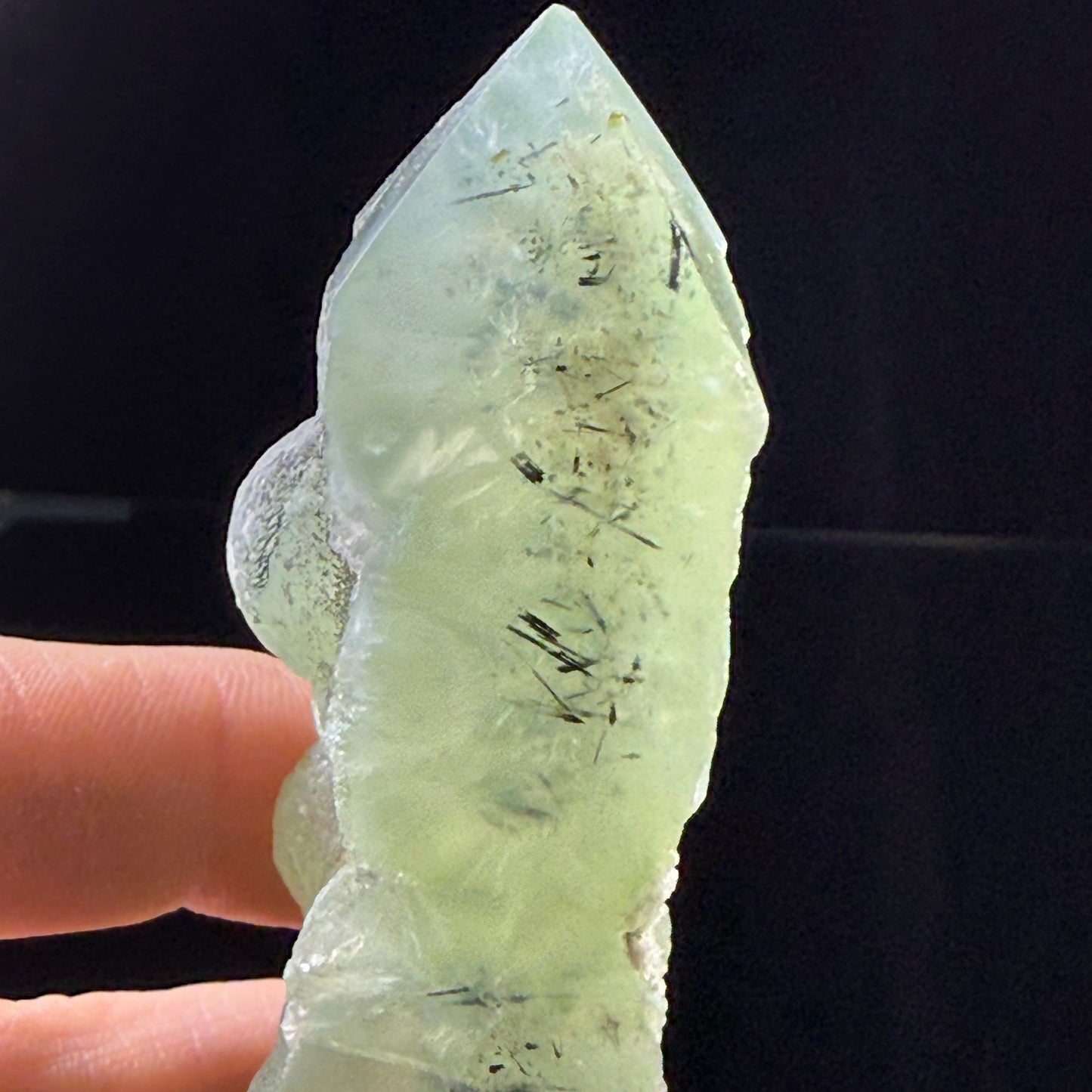 Prehnite with Epidote Point