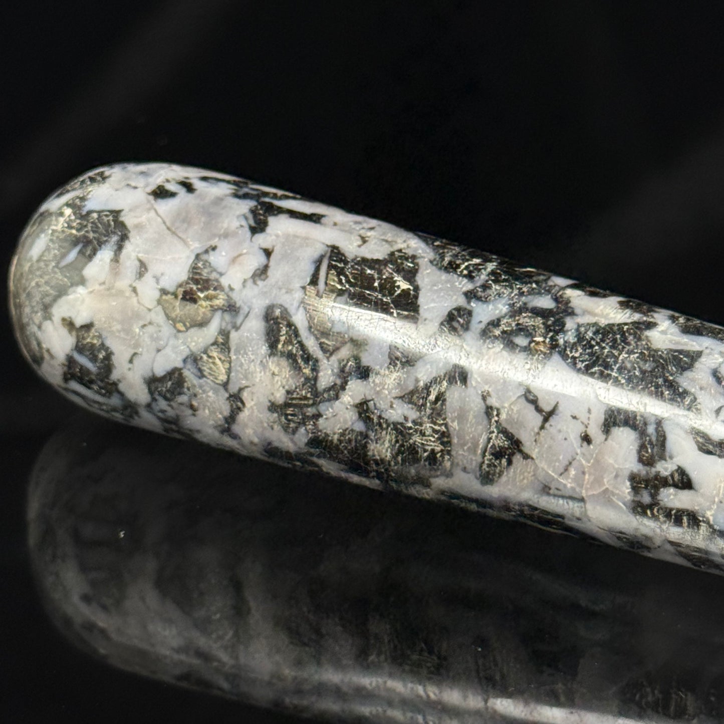 Indigo Gabbro Massage Wand